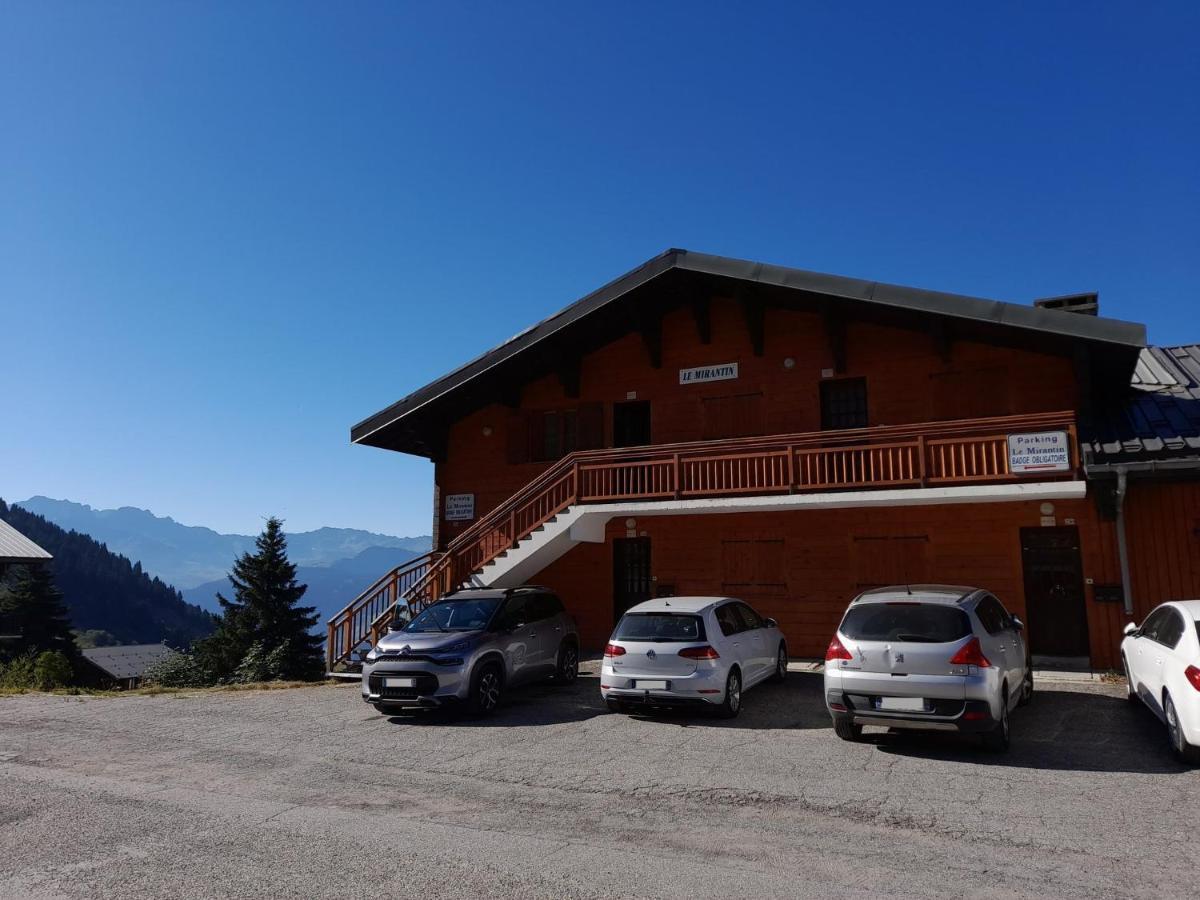 Appartement chalet en plein centre des Saisies Hauteluce Extérieur photo